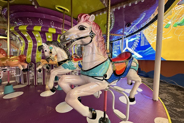 carousel parts and shipping preparation